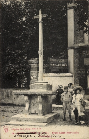Ak Juvisy Essonne,  Croix-Autel (XIIIe siècle)