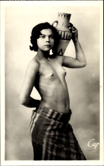Postcard Young Moorish, Junge Maurin, Barbusig, Portrait, Maghreb