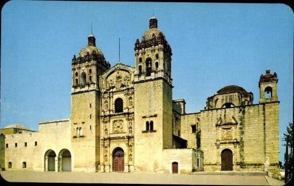 10 old PCs Dominican Republic, various views
