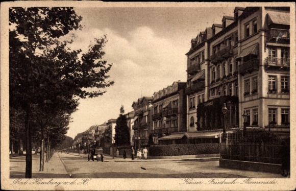 Postcard Bad Homburg vor der Höhe Hesse, Kaiser Friedrich Promenade, trees, street view