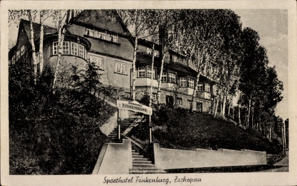 Ak Zschopau im Erzgebirge Sachsen, Sporthotel Finkenburg, Hinteransicht des Gebäudes, Treppena...