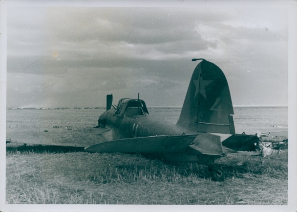 Photo Destroyed Soviet military aircraft IR II, II.WK, 08/13/1942