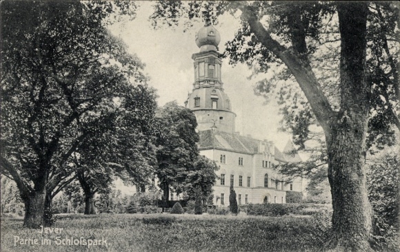Postcard Jever in Oldenburg Friesland, castle park, castle, trees, green area
