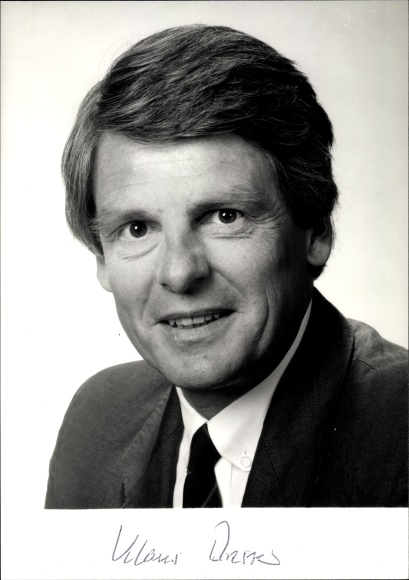 Postcard journalist and presenter Klaus Bresser, autograph