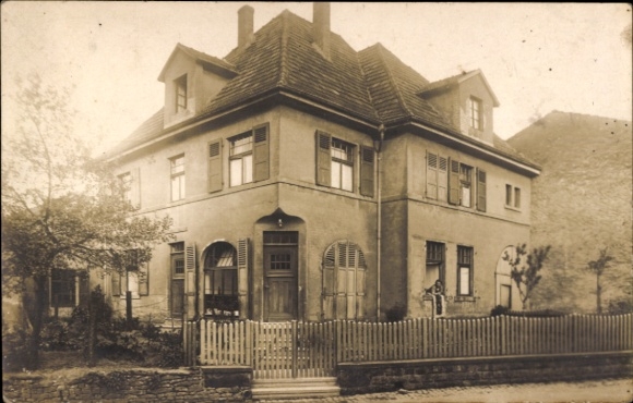 Photo Postcard Saarlouis in Saarland, Villa