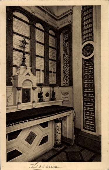 Ak Lisieux Calvados, La Chapelle des Carmelites, Autels du peristyle precedant la Chapelle