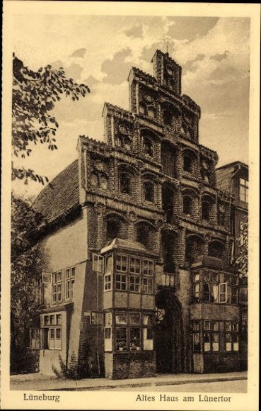 11 old PCs Lüneburg, various views, architectural views
