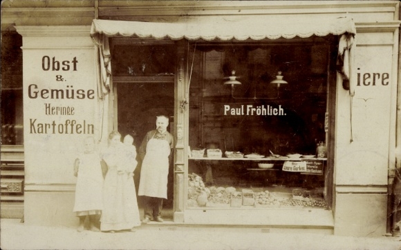 zdjęcie KP Berlin Prenzlauer Berg, sklep Paul Fröhlich, owoce, warzywa, śledź, Christburger Str. 35