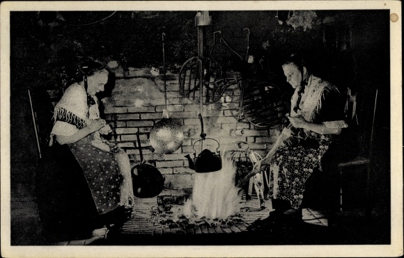 Postcard Neuenburg Zetel in Oldenburg Friesland, open fire of the Rauchkate