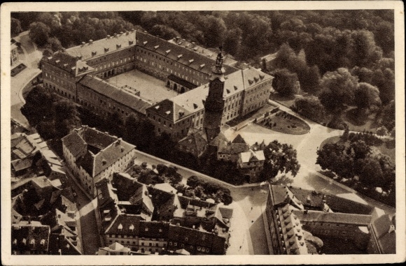 KP Weimar w Turyngii, pałac wielkoksiążęcy, widok z lotu ptaka, zdjęcie 156