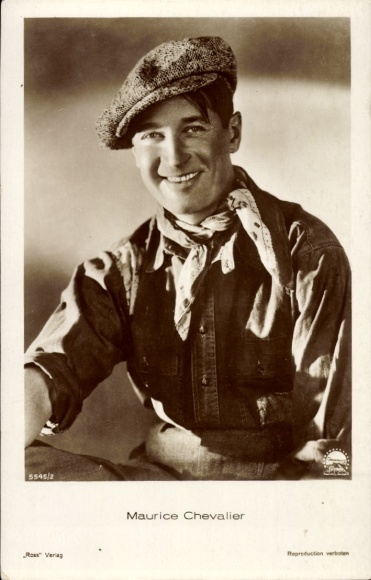 Ak Schauspieler Maurice Chevalier, Portrait mit Hut, Ross 5545/2
