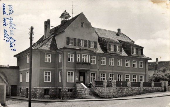 Ak Barnstedt Barnstädt Kreis Querfurt, Prachtig gebouw, vier ramen op de bovenverdieping, zwart-wit