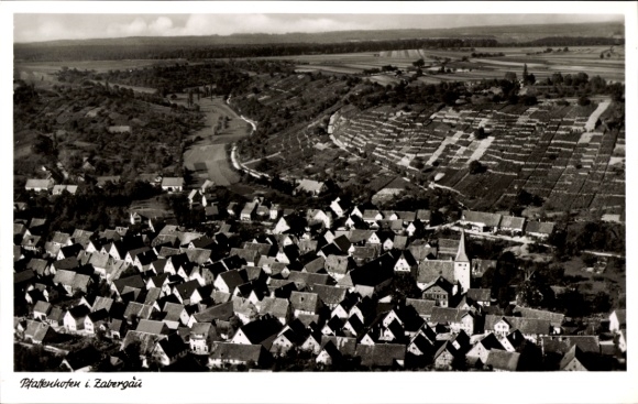 Postcard Pfaffenhofen im Zabergäu Württemberg, aerial view of roofs, vineyards in the background, black