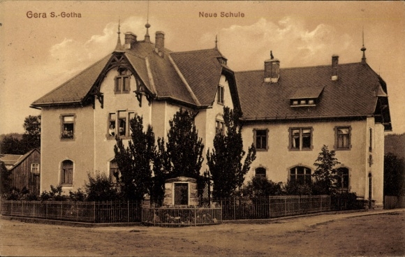 Ak Gera (Sachsen Gotha) Geraberg in Thüringen, Neue Schule