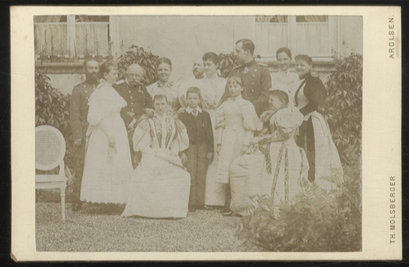 Cabinet photo Adolf+Wilhelmine z. Schaumburg-Lippe, Leopold+Helene v. Albany, Bathildis v. Waldeck
