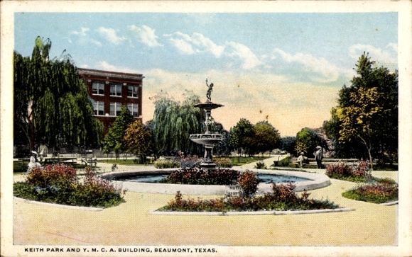 Ak Beaumont Texas USA, fontein, Keith Park, YMCA-gebouw, bloemperken, bomen
