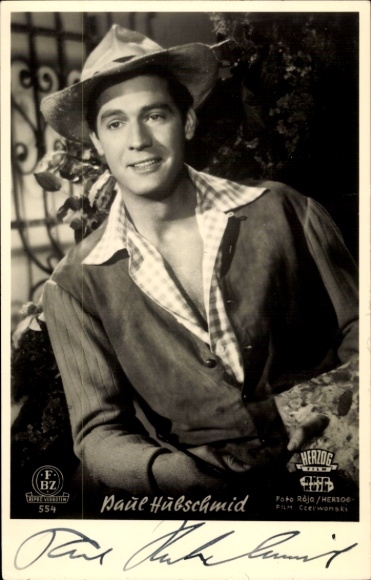 Postcard actor Paul Hubschmid, portrait, autograph, hat