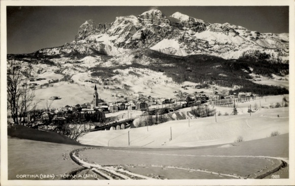 PC Cortina d'Ampezzo Veneto, Tofana, winter panorama