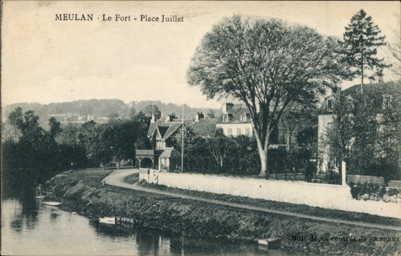 Ak Meulan en Yvelines,  Le Fort, Place Juillet, ruhige Landschaft, Bäume, Wasser