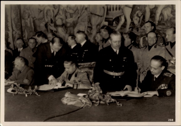 Photo Hoffmann, Heinrich, Vienna, Three Powers Pact, ceremony for Hungary&#39;s accession, Ribbentrop, Ciano