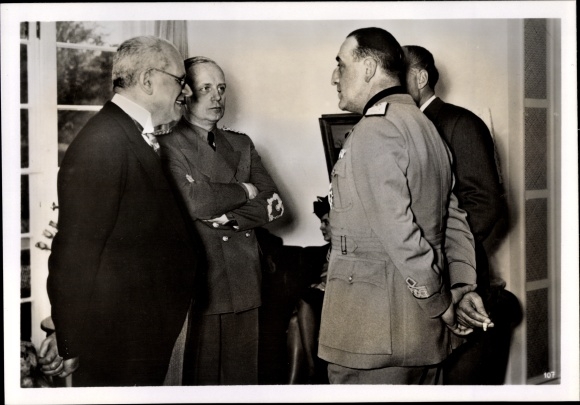 Photo Hoffmann, Foreign Minister v. Ribbentrop, Italian governor v. Rome, Prince Colonna in Berlin