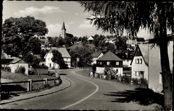 Postcard Fichtelberg in the Fichtelgebirge Upper Franconia, landscape with church, road, houses, trees, Schwa