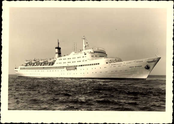 Postcard FDGB holiday ship TMS Fritz Heckert at sea