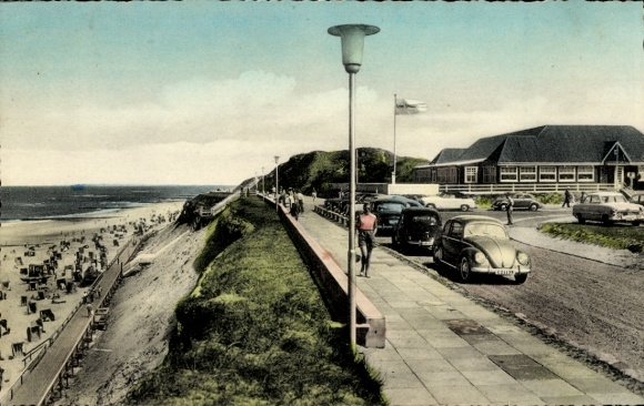 Postcard Wenningstedt Braderup on Sylt, North Sea resort, promenade