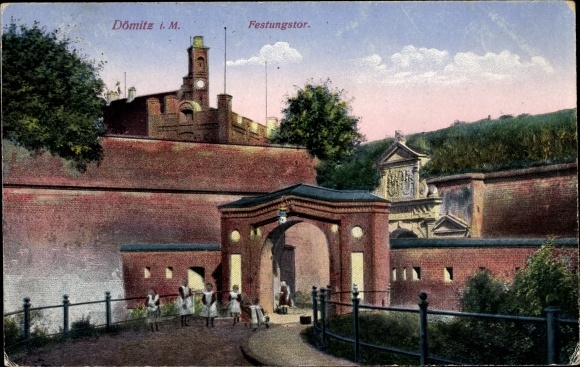 Postcard Dömitz on the Elbe Mecklenburg, fortress gate