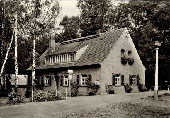KP Görschen Mertendorf w Burgenlandkreis, lokalny ośrodek rekreacyjny Waldbad Scheiplitz, restauracja