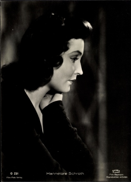 Ak-actrice Hannelore Schroth, profielweergave