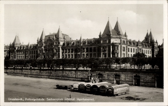 Ak Dresden Zentrum Altstadt, Polizeigebäude, Sachsenplatz, ehem. Jägerkaserne, Bauwagen Kurt Görlach