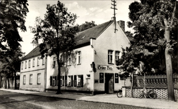 Postcard Doberlug Kirchhain in Brandenburg, HOG Grüner Berg, exterior view