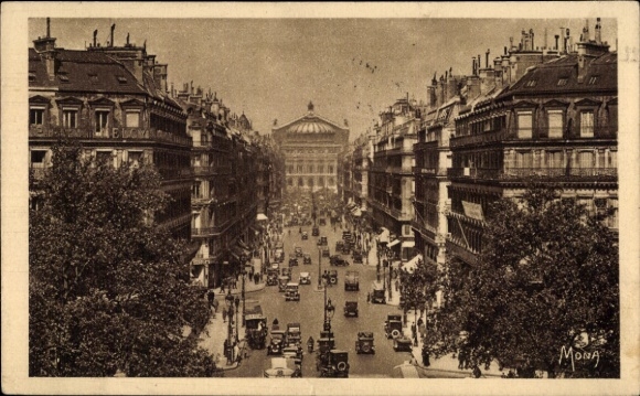 Postcard Paris IX Opéra, Avenue de l'Opéra, in the background the opera, busy street, old cars