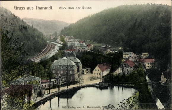 Ak Tharandt im Erzgebirge, Blick von der Ruine, malerische Landschaft, Häuser, Fluss, Bahnlinie