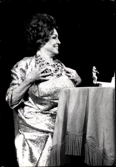 99 press photos Zarah Leander, portraits and film scenes