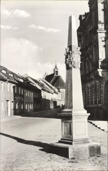 Ak Kamenz im Kreis Bautzen, Blick auf die Postmeilensäule