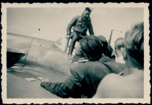 30 original photos of Jagdgeschwader 53, 51 Werner Mölders, Knight's Cross recipient, aircraft