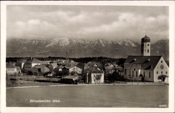 Postcard Bruckmühl in Upper Bavaria, church, place