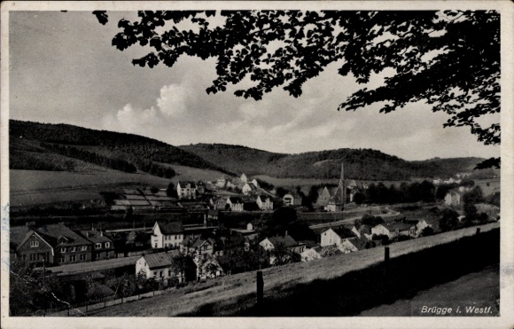 Ak Brügge Lüdenscheid im Märkischen Kreis Westfalen, Blick auf Brügge, ländliche Umgebung, Wolken