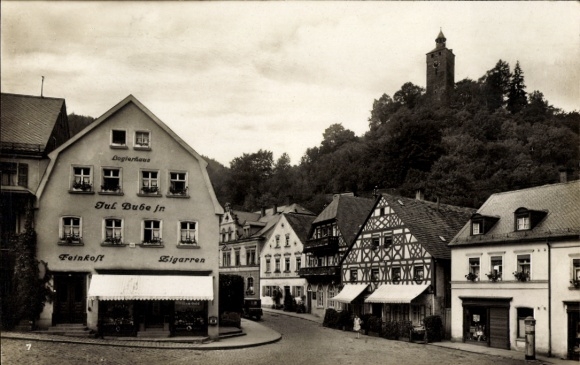 Postcard Bad Berneck in the Fichtelgebirge Upper Franconia, market square, view of the Schlossberg, guest house
