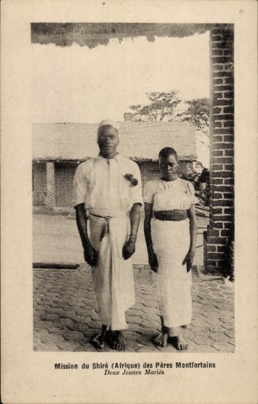 Postcard Mission of Shiré Afrika, young married couple
