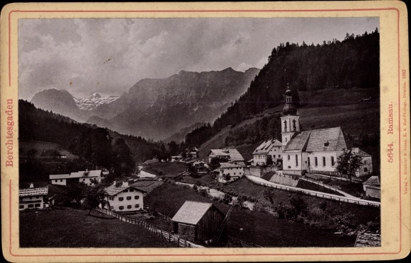 Photo Ramsau in Berchtesgadener Land Upper Bavaria, view of the town, church, mountains
