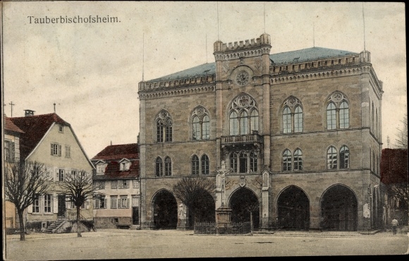 Postcard Tauberbischofsheim in Baden Württemberg, town hall