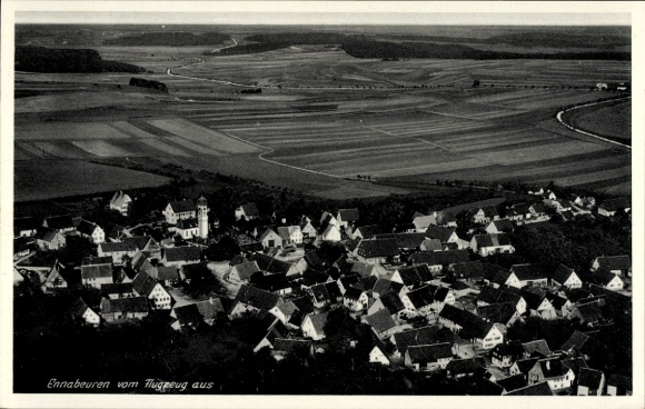 Ak Ennabeuren Heroldstatt in der Schwäbischen Alb, Luftaufnahme, Häuser, Felder, Landschaft, 1930