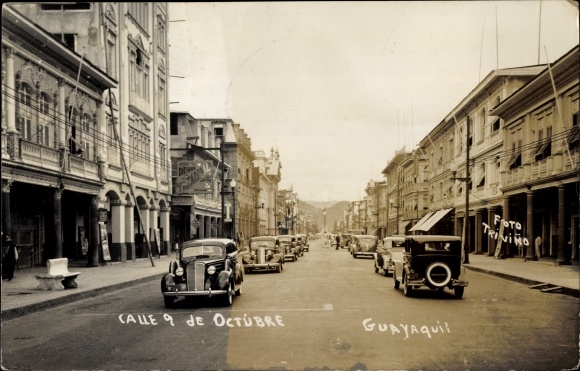 Photo Postcard Guayaquil Ecuador, 9 de Octubre Street