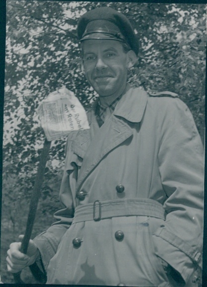 Photo Berlin West 1954, street cleaners
