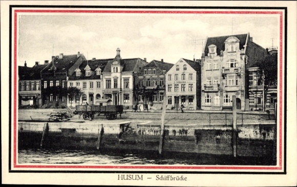 Ak Husum in Nordfriesland, Historische Häuser, Schiffbrücke, Wasserfront