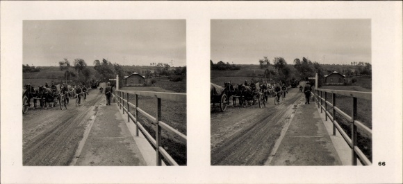 Stereo spatial image photo &quot;The soldiers of the Führer in the field&quot;, No. 66, troops pass the San