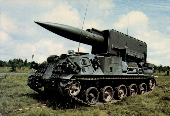 Postcard Pluton, Missile on chassis AMX 30, rocket vehicle